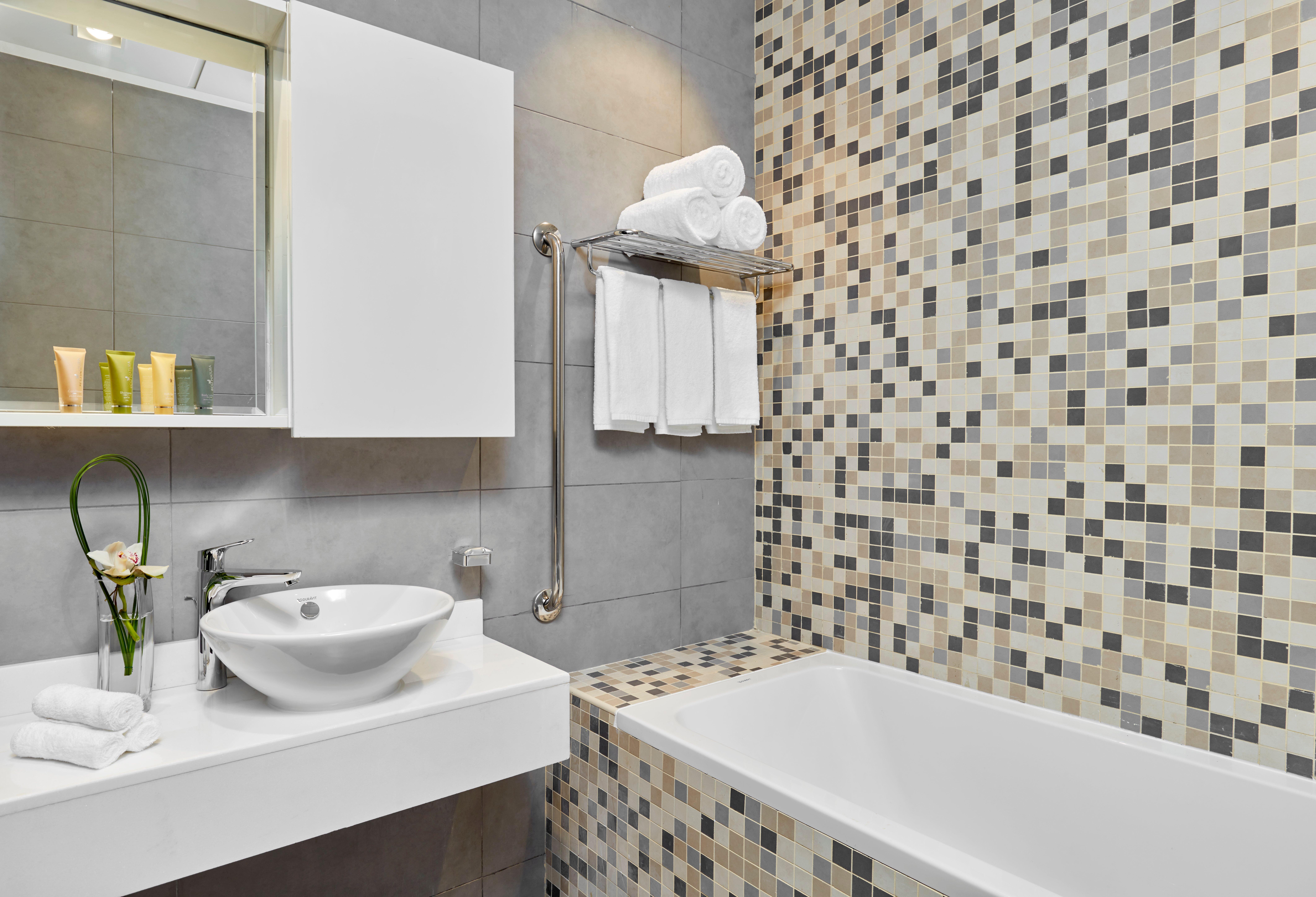 Staybridge Suites - Doha Lusail By Ihg Luaran gambar